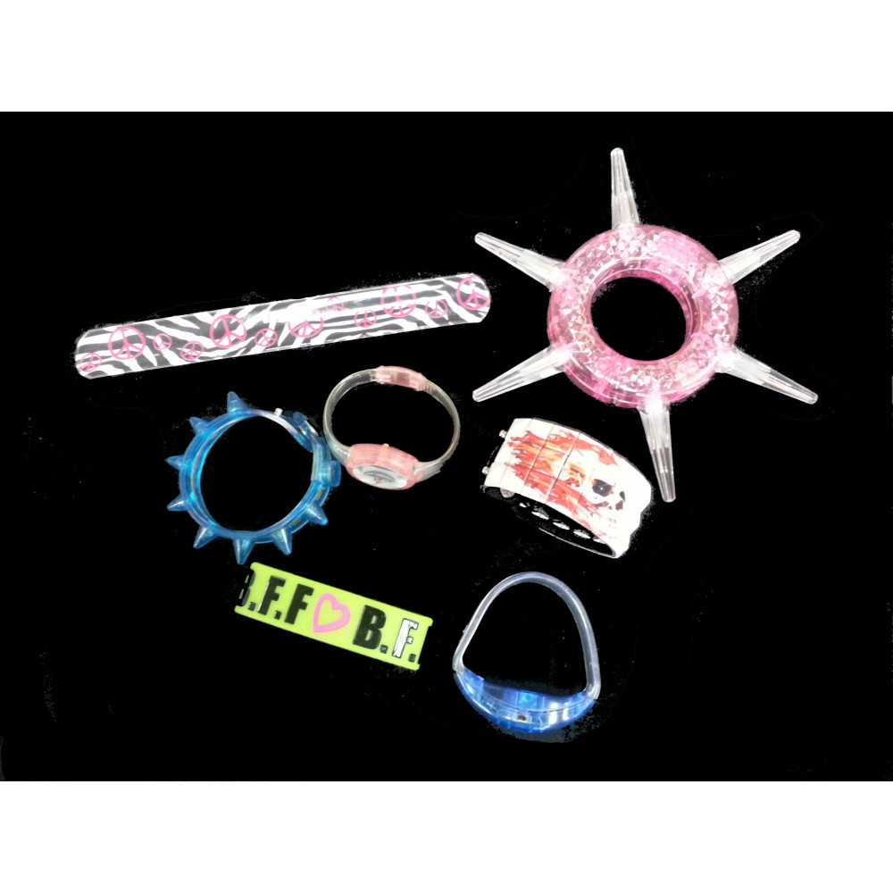 ASSORTED STYLE BRACELETS (1 PIECE)