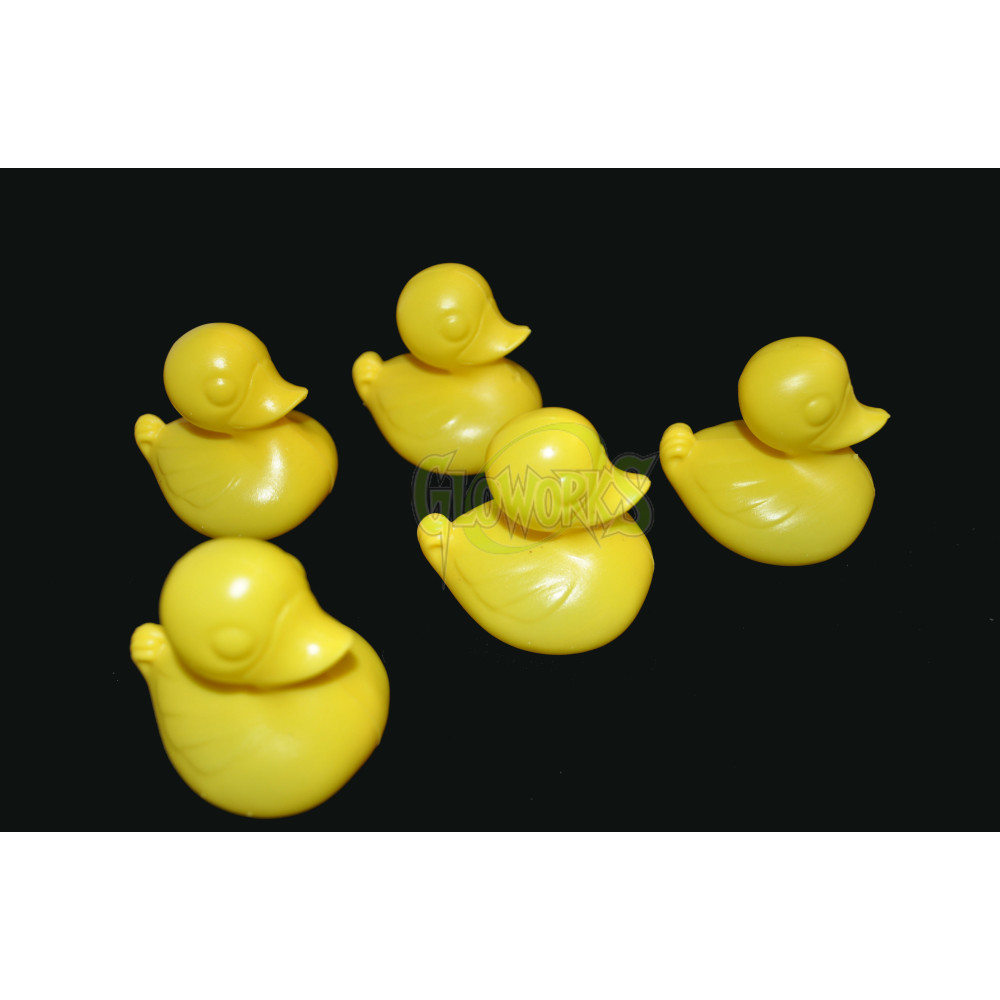 YELLOW PLASTIC NON-FLASHING DUCK (1 BAG) 70 PCS/BAG