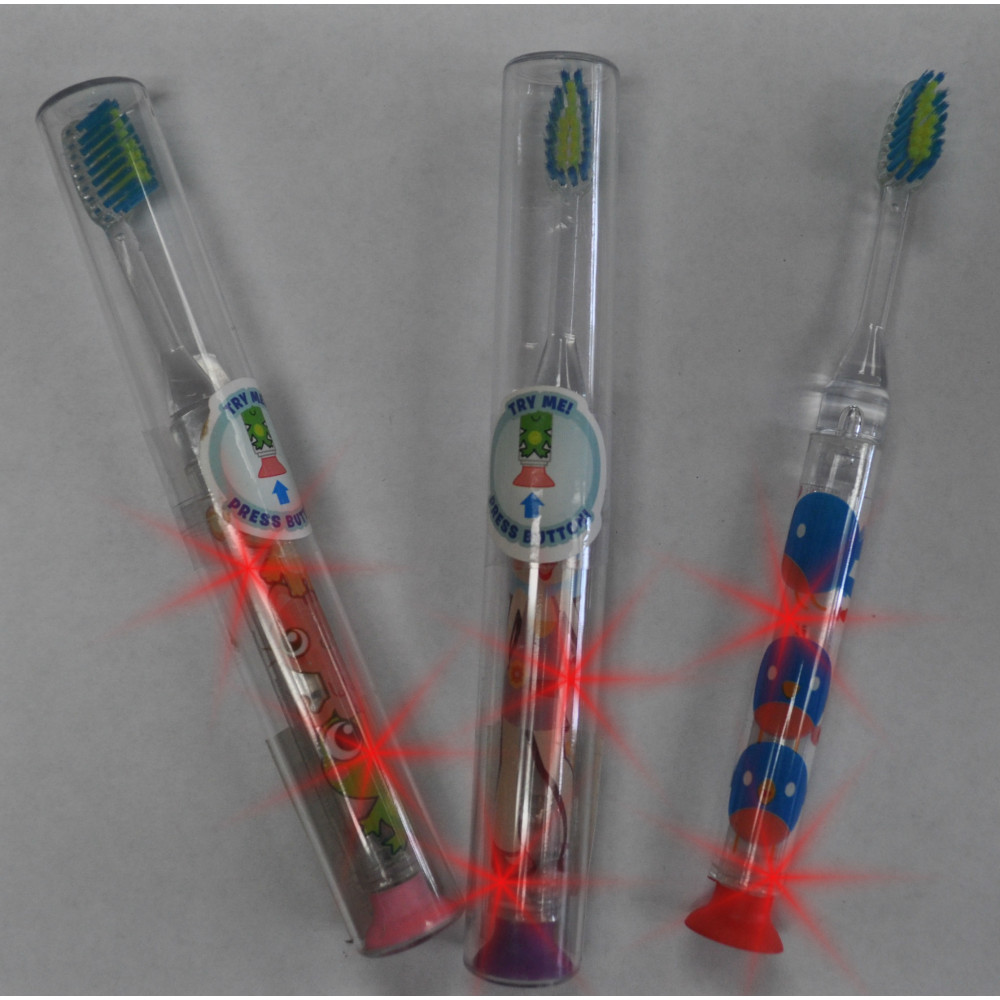 TOOTHBRUSH ASSORTED COLORS WITH CASE (1 PIECE) 