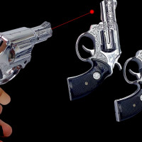 SHOCK GUN WITH LASER POINTER (1 PIECE)