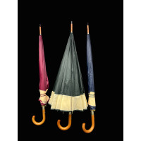 ASSORTED COLOR UMBRELLA WITH SOLID WOOD HANDLE (1 PIECE)